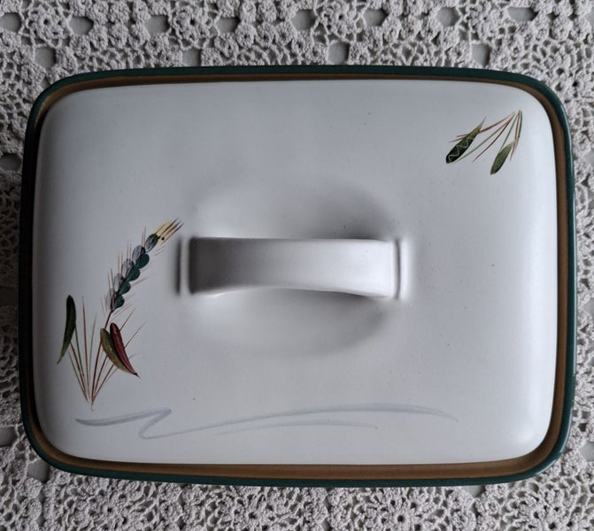 Denby lidded Green Wheat baker Carousel 2