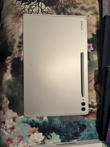 Samsung Galaxy Tab S9 Ultra Carousel 3