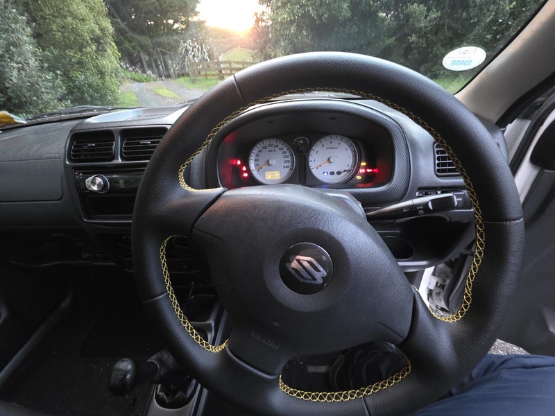 2004 Suzuki Swift63613194720258113