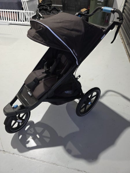 Thule single seater pram Carousel 2