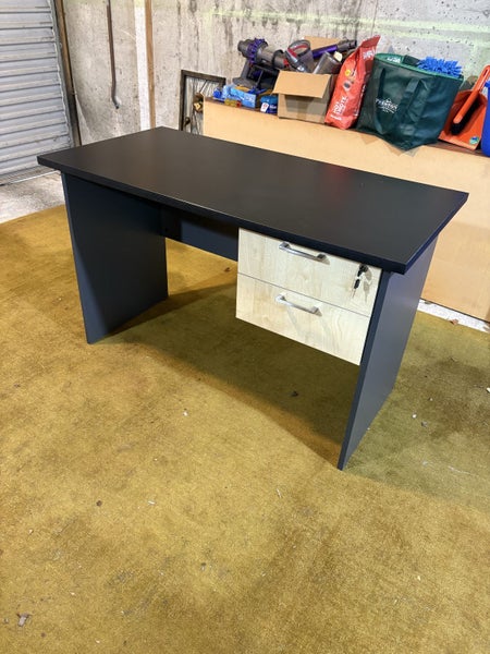 Desk Carousel 1