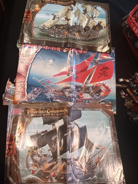 Three large megabloks ships Carousel 2