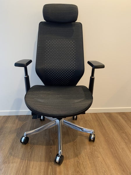 Deskbird Ergonomic Elite Full Mesh Office Chair - Black (Suits 166cm-184cm) Carousel 1
