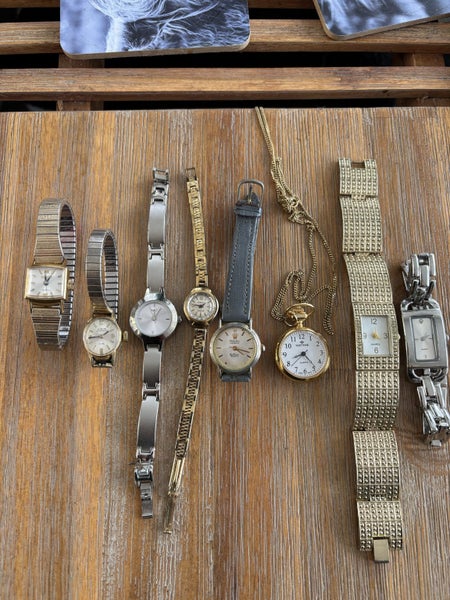 Collection of old watches Carousel 1