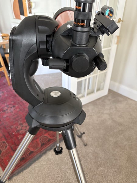 Telescope - Celestron NexStar 4SE Carousel 2