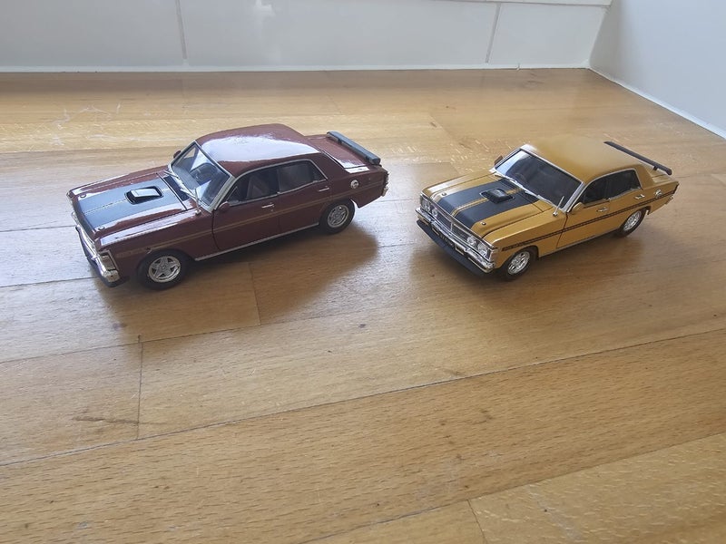 FORD FALCON Carousel 1
