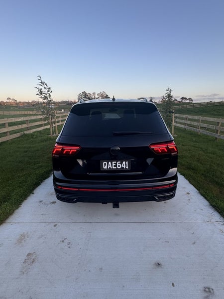 2022 Volkswagen Tiguan Allspace R-Line Awd64341576043649112