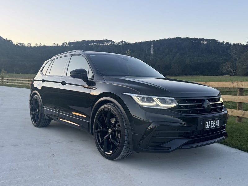 2022 Volkswagen Tiguan Allspace R-Line Awd64341576043649111