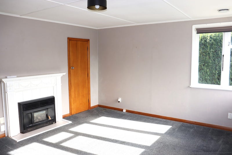 Image 2 of 19