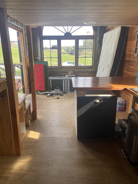 Tiny House on Wheels with detachable Trailer63613195356546112