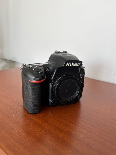 Nikon D75063616374314243112