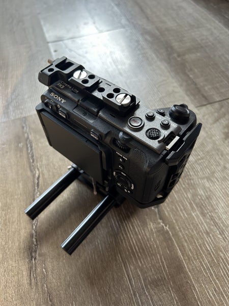 Sony FX3 Body + Additional Kit Carousel 2