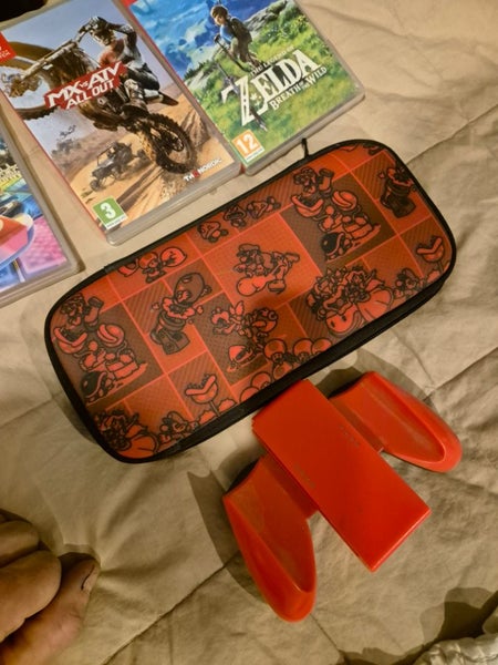 Nintendo switch + 3 games and case Carousel 3