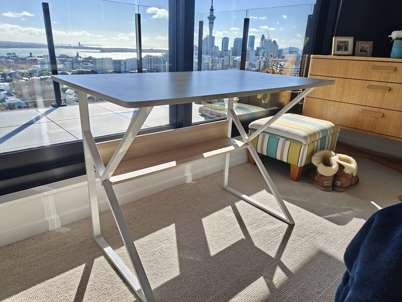 Office Desk Table Carousel 1