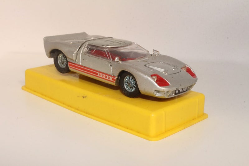 Dinky Toy - One of Many I'm Listing- Ford GT40 Carousel 2