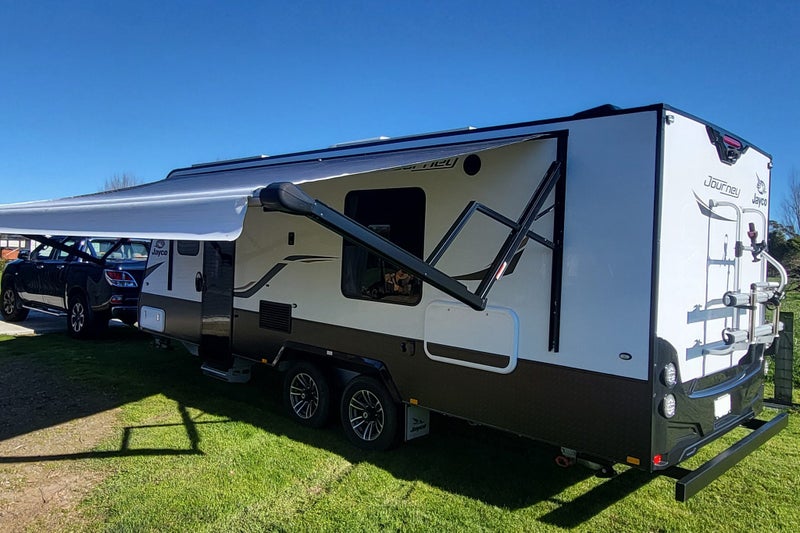 Immaculate 2022 Jayco Journey 21.66-363613195755906112