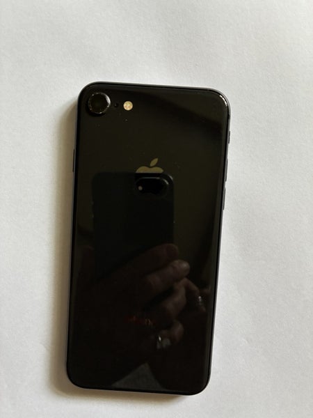 i Phone 8 64GB63616674296066111