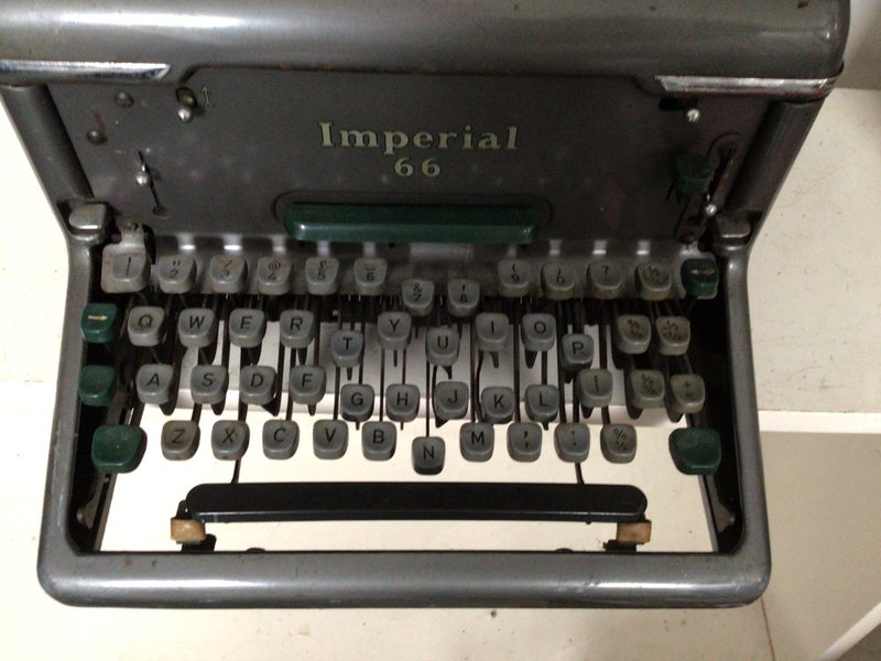Vintage Imperial 66 Typewriter Carousel 2