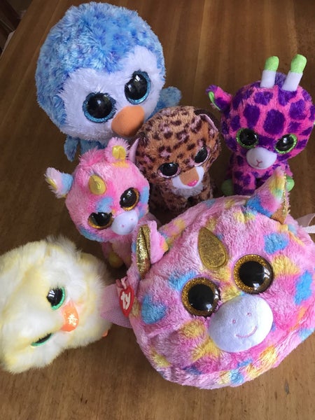 ty plushies and ty shoulder bag Carousel 1