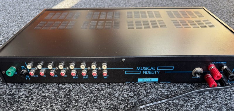 Musical Fidelity B1 Integrated Amplifier Carousel 2