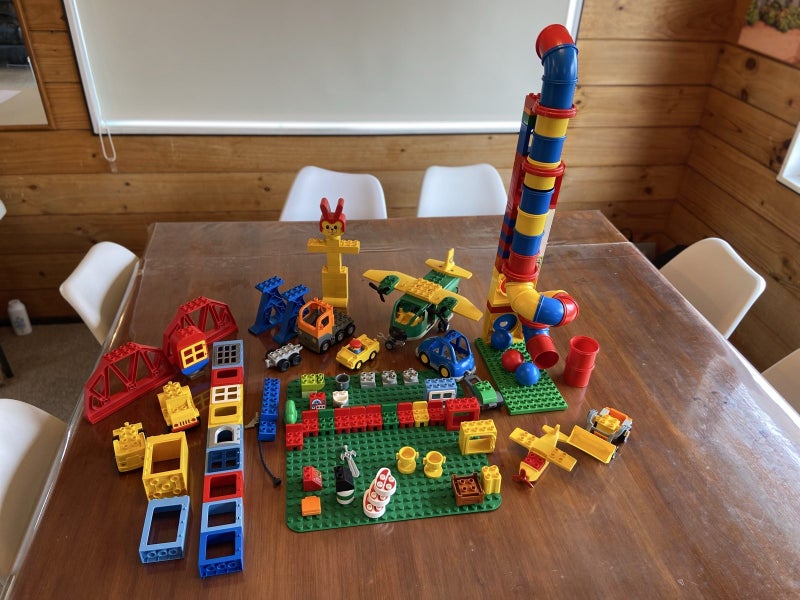 Duplo Big Bundle Carousel 2