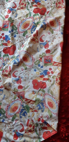 Vintage Table Cloth Carousel 7