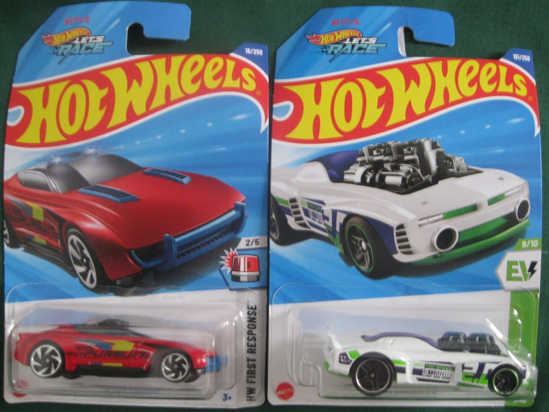 5 Hot Wheels Vehicles Carousel 2