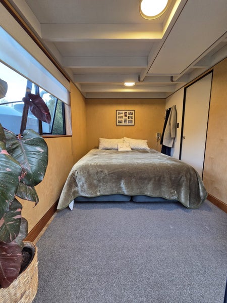 Modern 2 bedroom Tiny home Carousel 10