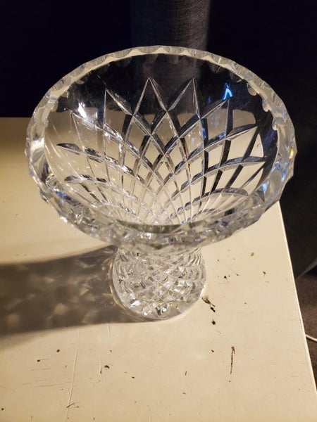 20.5 cm crystal vase - Invercargill Carousel 2