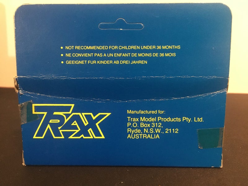 $1 NO RESERVE Holden FJ Sedan Two tone Green TRAX die cast models #8001 RARE Carousel 8