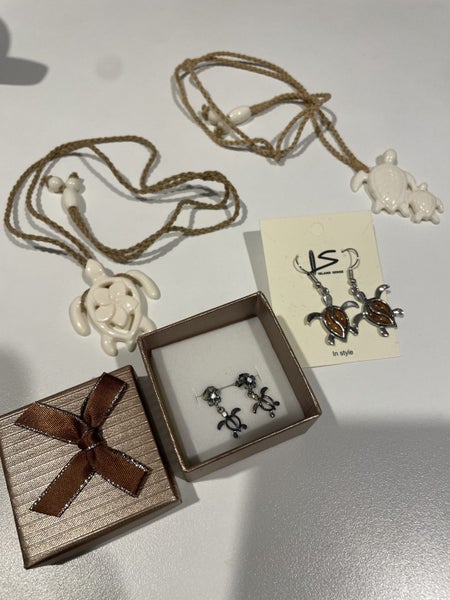 Turtle jewelry Carousel 1