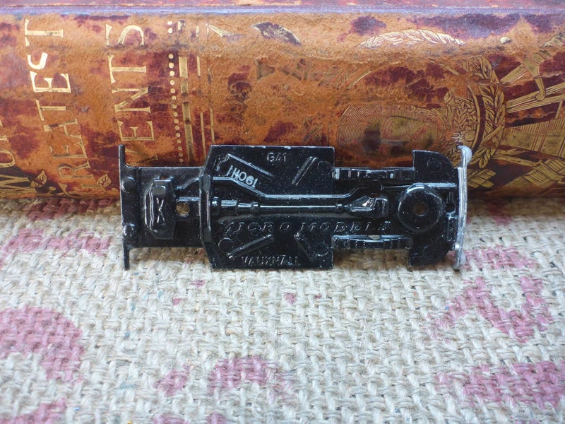 Vintage NZ Toy Micro Models Model Vehicle G41 Vauxhall Cresta PA Sedan Die Cast Carousel 1