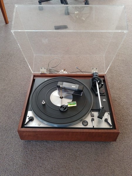 Fantastic condition fully automatic Dual 1229 turntable Carousel 2