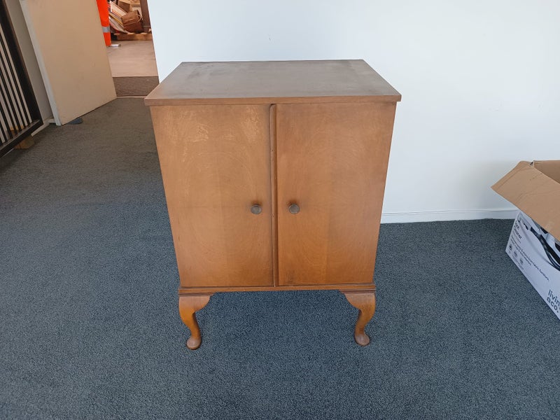 Arnold Record Cabinet Carousel 5