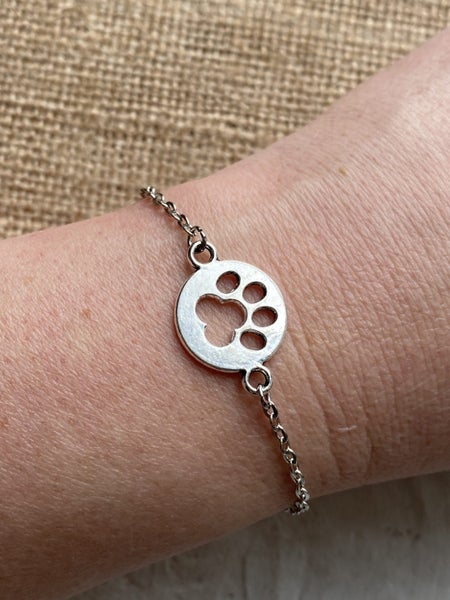 Super Cute Silver Paw Pendant Chain Bracelet Carousel 1