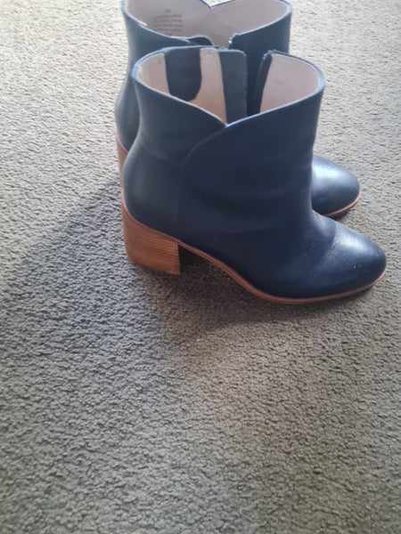 Brand new Isabella Anselmi leather boots 863615883347713113