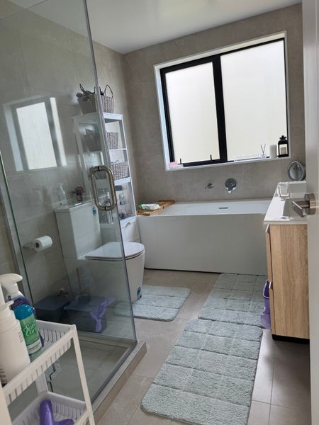 Hobsonville, 4 bedrooms64521303976705114