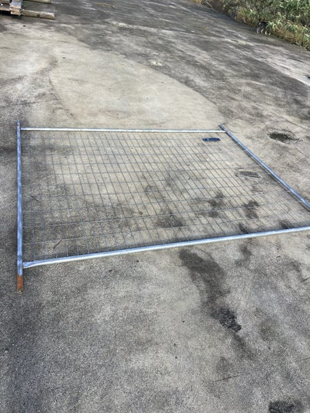 Temporary fencing Carousel 2