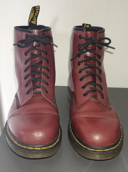 Dr Martens 1450 cherry smooth ankle boots.636158854684171126