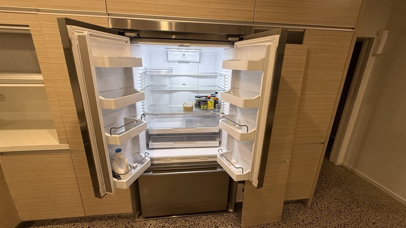 12 year old complete Kitchen Carousel 1
