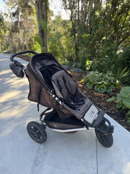 Mountain Buggy +one - Double Stroller in Snells Beach Carousel 2