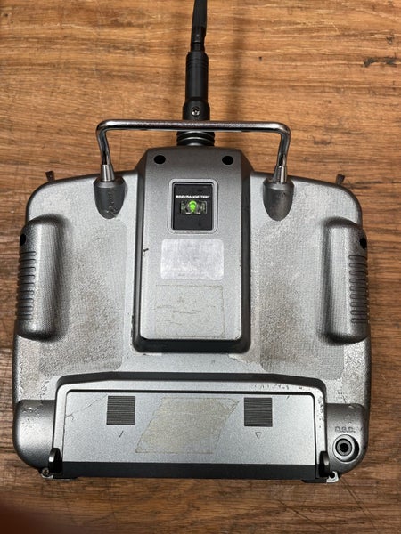 SPECTRUM DX7 TRANSMITTER Carousel 2