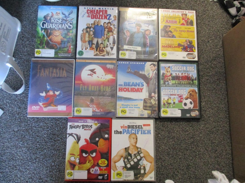 Bulk family dvds - 13 movies in total Carousel 1