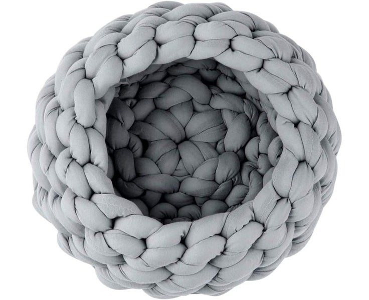 Cat Bed Basket Nest Hand Knitted Pet Sleeping Bag Thick Wool Round Donut Pet Carousel 2