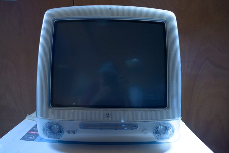 I Mac Graphite 1999 Vintage Carousel 2
