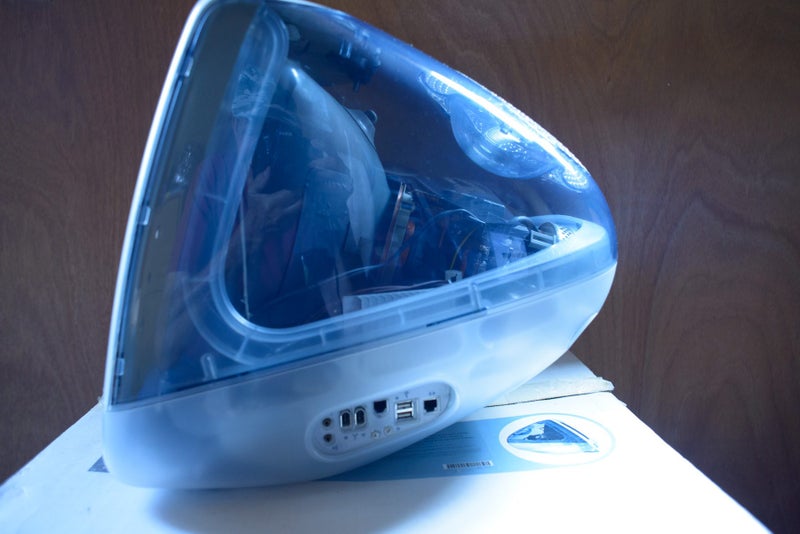 I Mac Graphite 1999 Vintage Carousel 1
