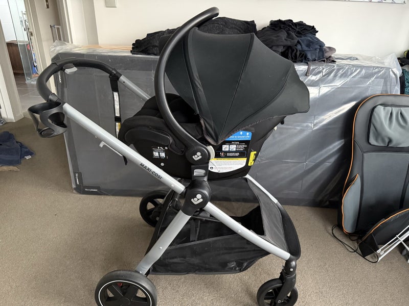 Full Pram, Capsule and Bassinet Set - Great Condition - Must Sell Carousel 2