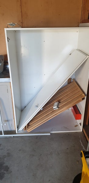 Airing cupboard Carousel 1