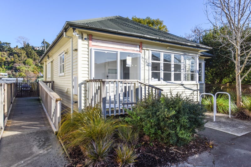 Image 1 of 21