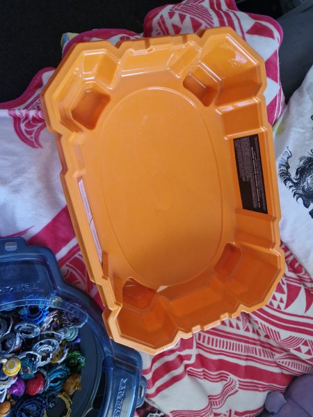 Bulk beyblades and arena x3 Carousel 3
